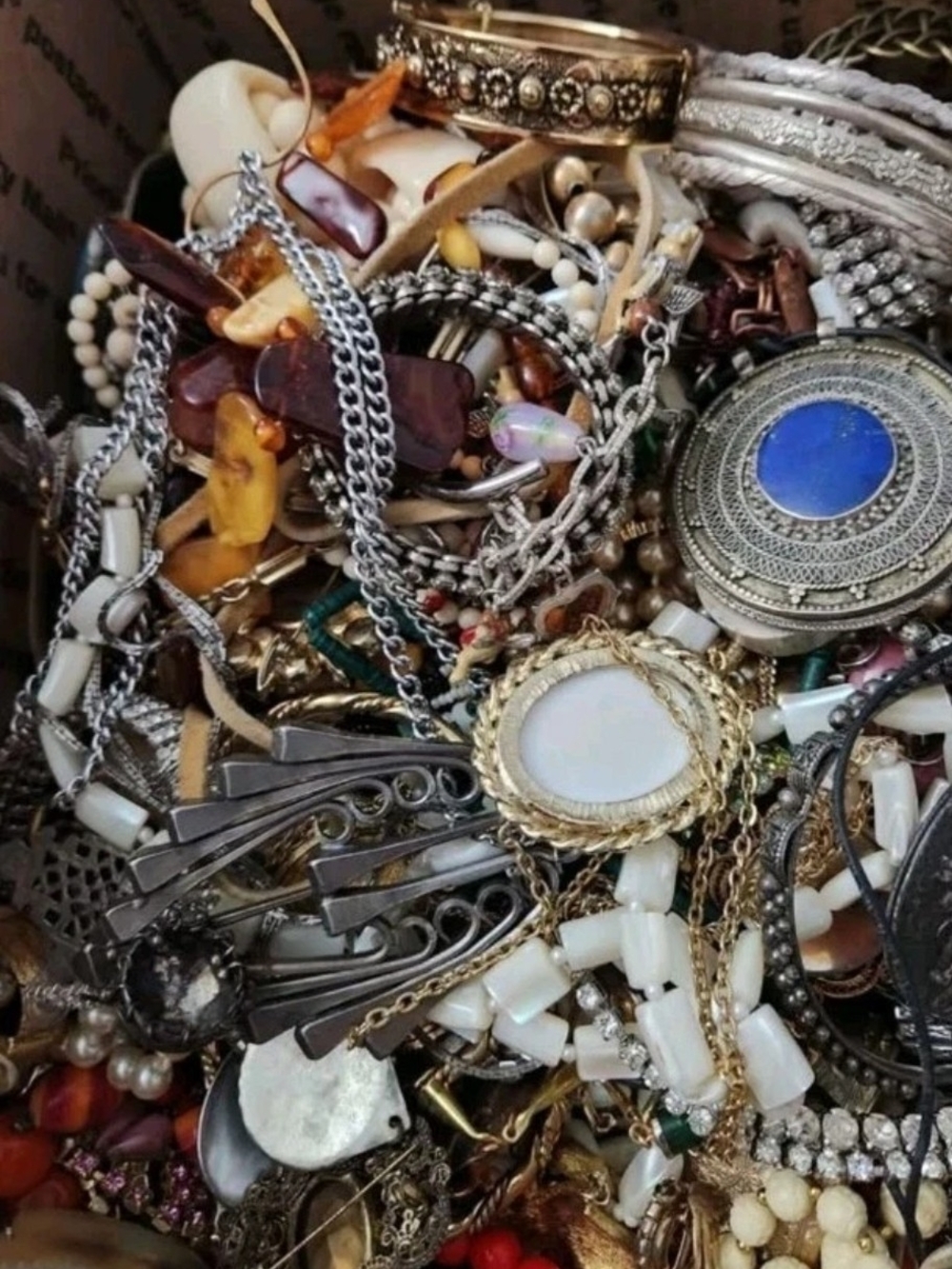 1 Pound Jewelry Lot Lbs Costume Vintage Necklaces Rings Earrings Mystery Lot